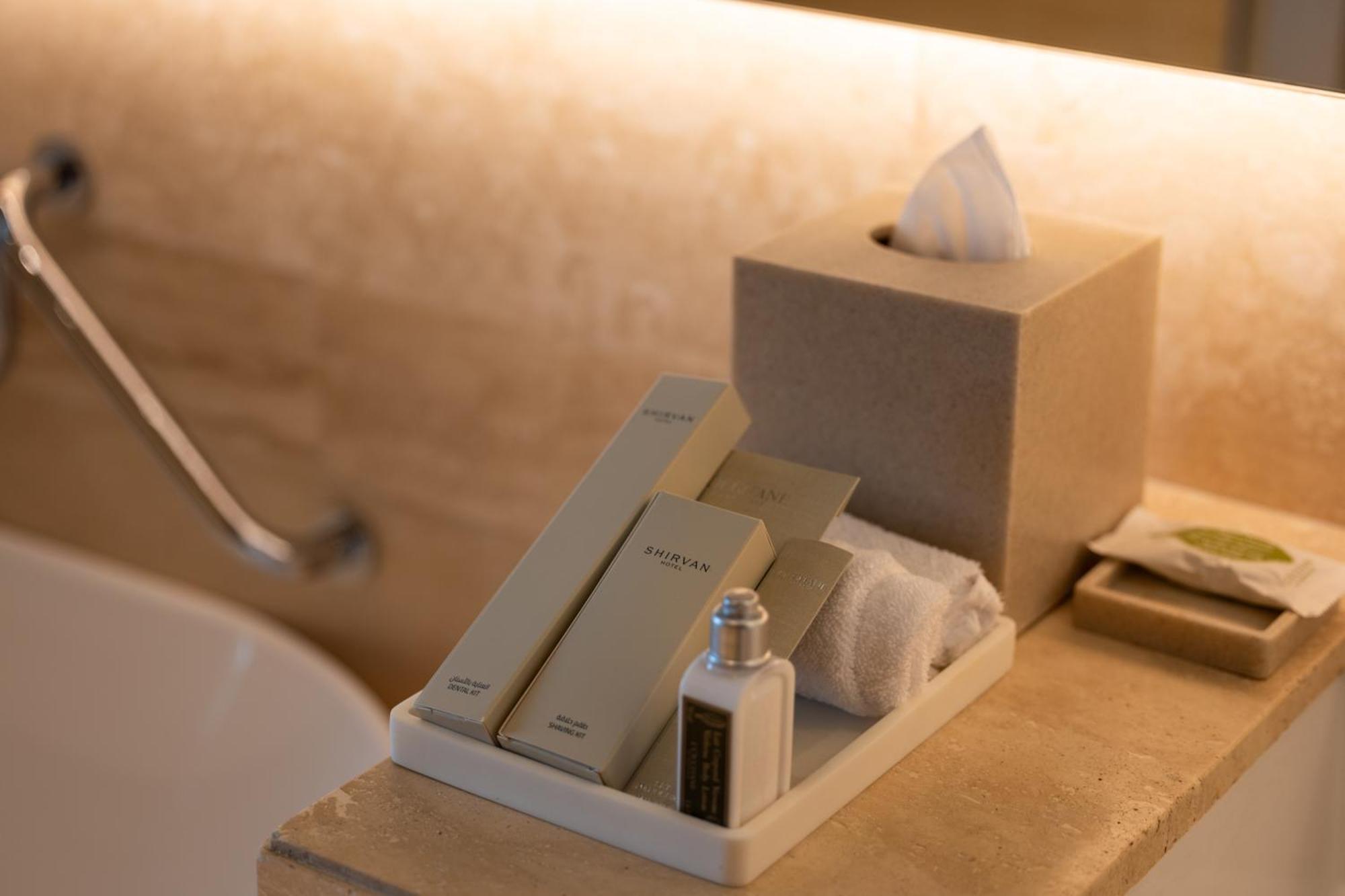 Shirvan Hotel City Yard Dschidda Exterior foto A tissue box